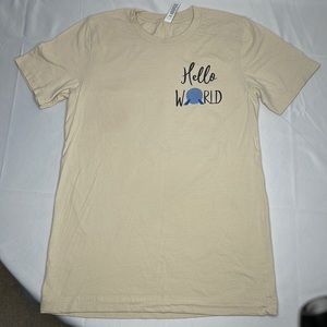 Disney EPCOT small shop tee shirt